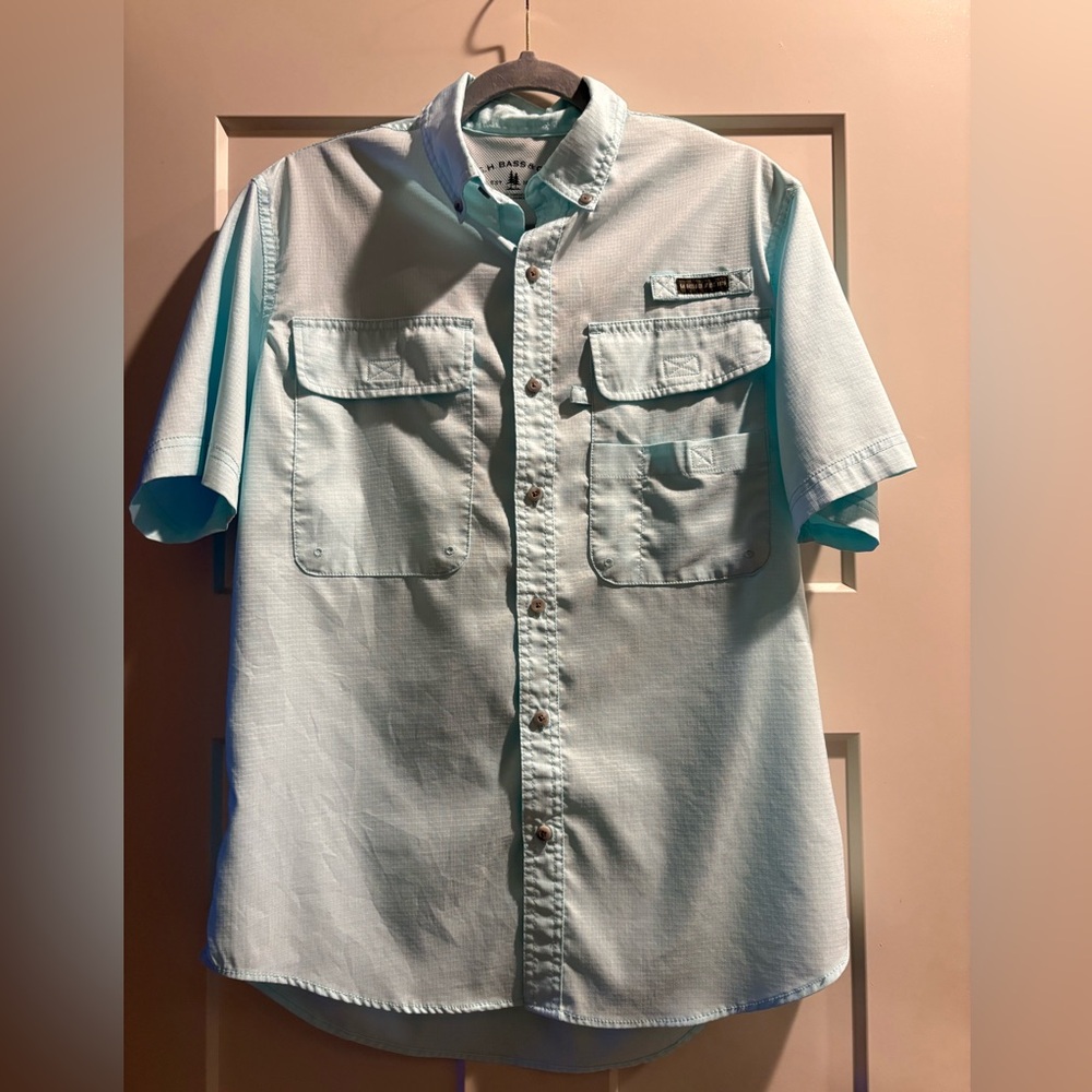 G.H. Bass & Co. Aqua Short Sleeve Button Down Shirt